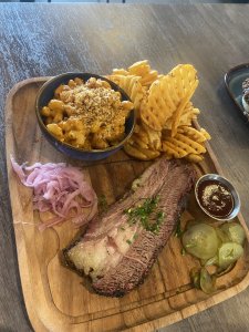 Angus Brisket with Smoked Mac N’ Cheese